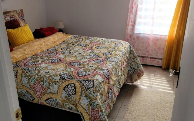 Vibrant apartment in the heart of the town