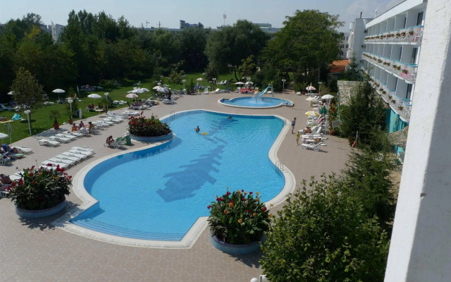 Zefir Hotel