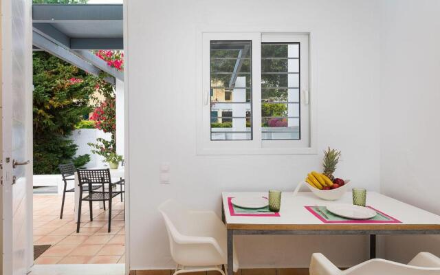 Villa Piedra Del Mar Beachfront by Villa2be
