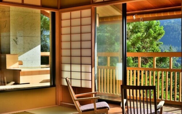 Kanbayashi Hotel Senjukaku