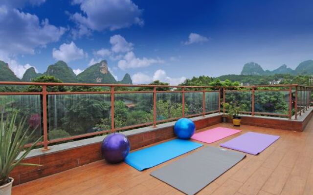 Sino County Resort Hotel