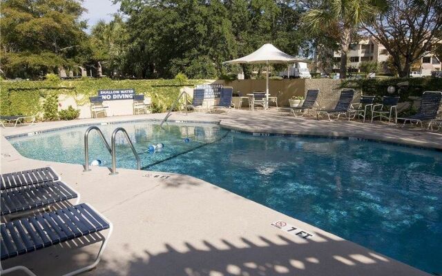 Harbourside 7123 by RedAwning