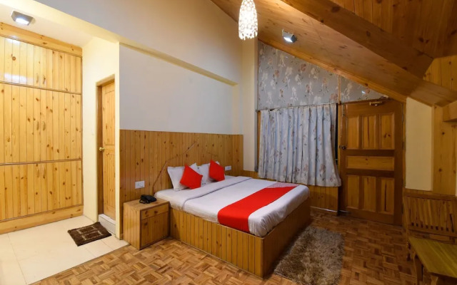 OYO 14150 Celebriti Suites