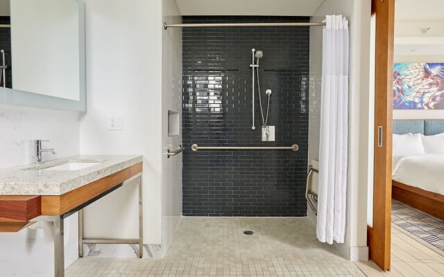 The Circ Hotel Hollywood, Sonder by Marriott Bonvoy