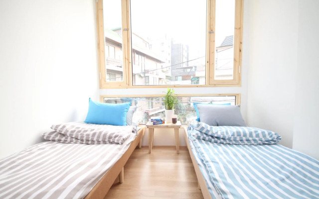 Time Travelers Relax - Hostel (Foreigners Only)