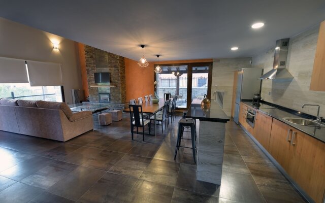 Casa Rural La Puerta Del Río Lobos