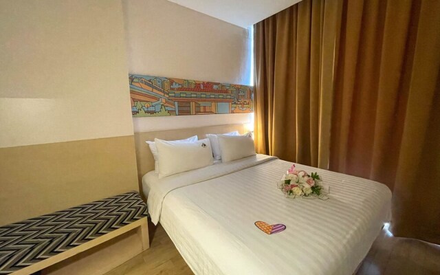 MaxOneHotels Premier Melawai