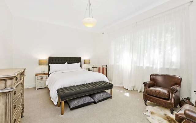 Boutique Stays - Frankie's Place