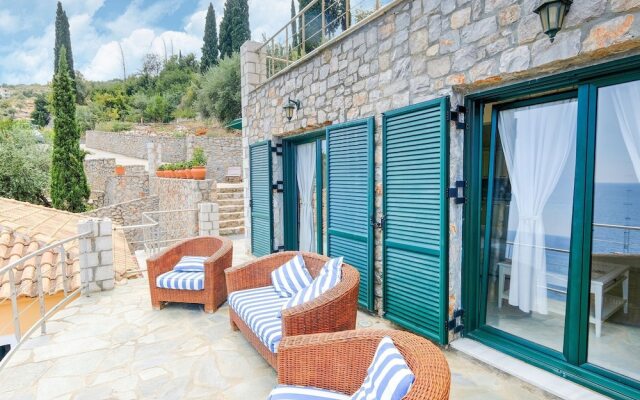 Coastal Villa Near Pristine Kissakas Beach