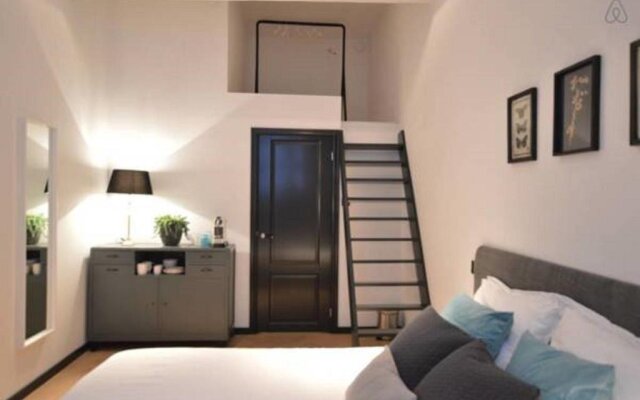 Romantic ground floor suite in Pijp near Sarphatipark
