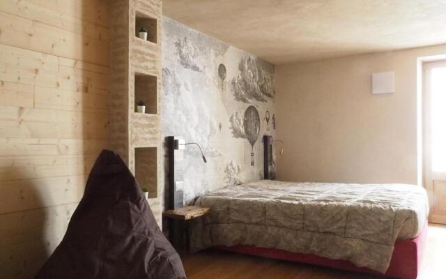 Virasol in Citta, Camera Nuvole (Adults Only)