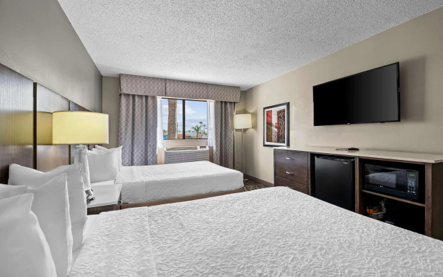 Best Western Los Alamitos Inn & Suites