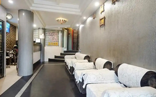 Fabhotel Shravan