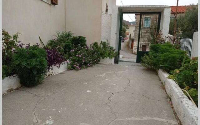 Afroditis's & Makis's apartment 2