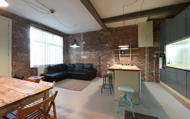 Mason Street Apartment Sleeps 16