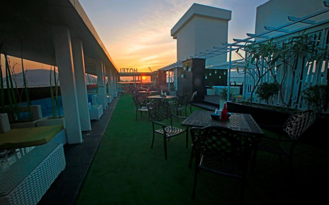 Hotel LN Courtyard