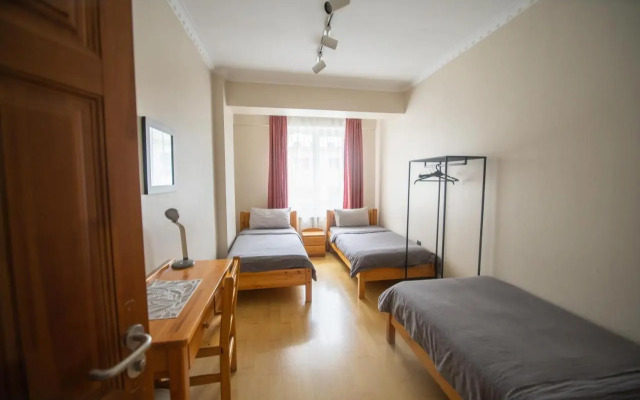 Zaya 2 Hostel