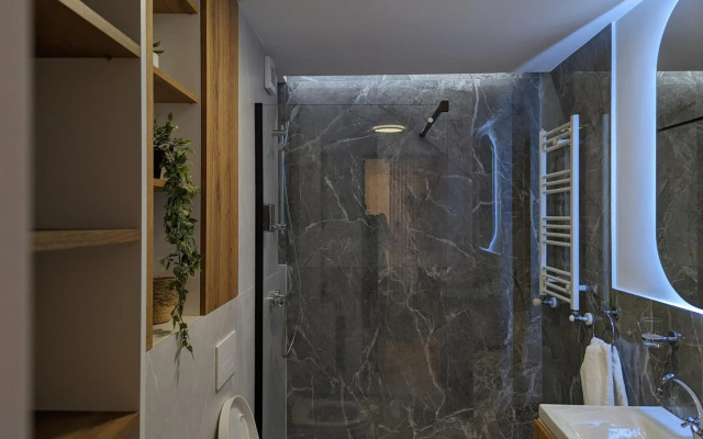 [VerdeS] - Joyride Exclusive Apartment