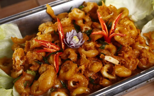 Mari Mari Backpackers Lodge, Mantanani Island