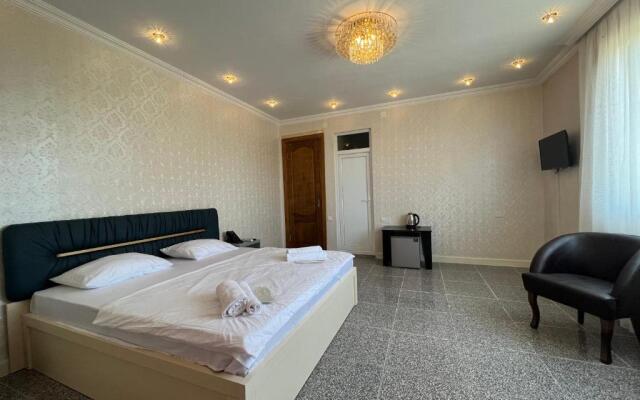 Hotel Carleone
