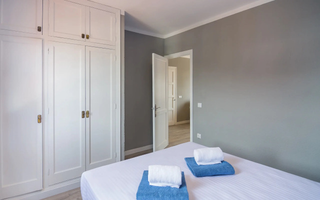 Aparthotel Nelva Resort