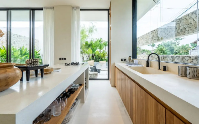 Casa Umalas Villa by Betterplace