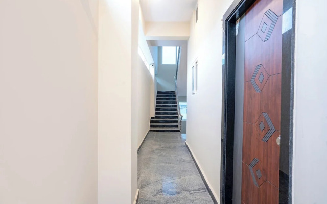 Fabhotel Three Waves