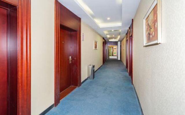 Yuelai Hotel (Tianjin Tanggu Railway Station)