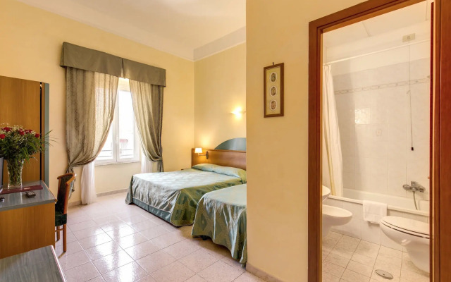 Hotel Contilia