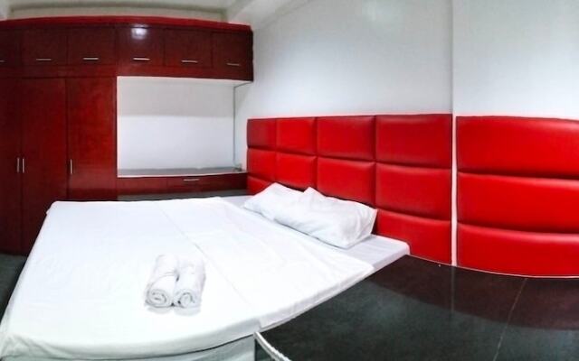Rapid Rise Hotel