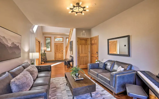 Cabin w/ Game Room & Mtn Views in Silverthorne!