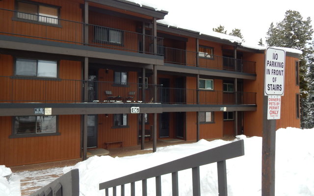 Beaver Village Condos by Staywinterpark