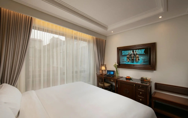 Lucien Hanoi Lakeside Hotel & Rooftop