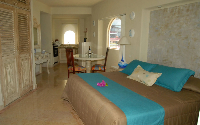 Blue Chairs Beachfront Resort Puerto Vallarta Mexico - Adults Only