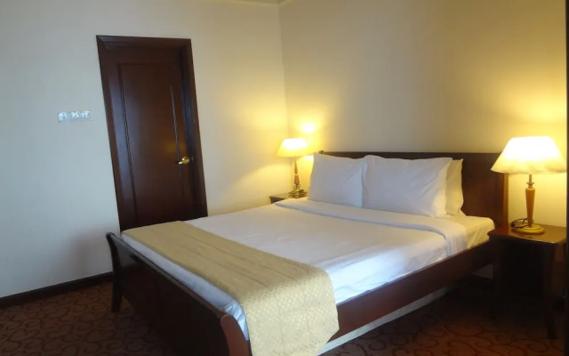 KL Super Suite at Times Square