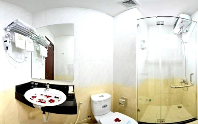 Bay Sydney Hotel