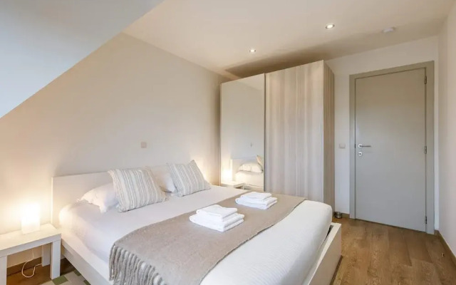 Cozy Apartment With Balcony With Parking