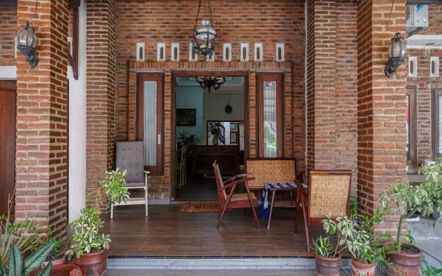 RedDoorz Syariah near Stasiun Klaten