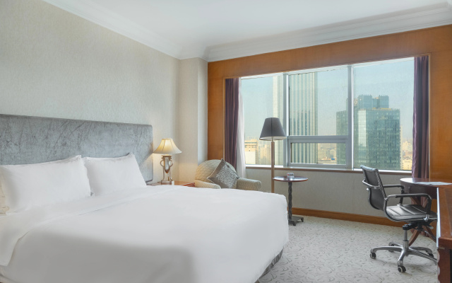 Crowne Plaza Hotel Qingdao by IHG – Guest Rooms – Qingdao