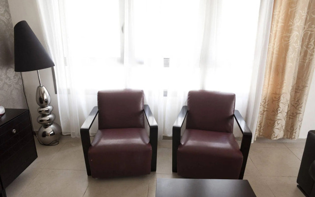 Sunshine Suites