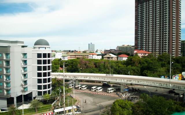 Signature Pattaya Hotel