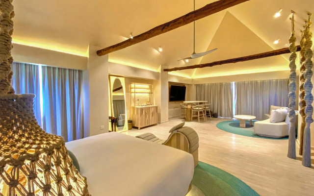 Hotel Shibari Tulum - Restaurant & Cenote Club