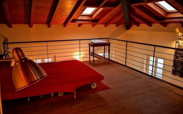 Romantic Penthouse on Lake Como