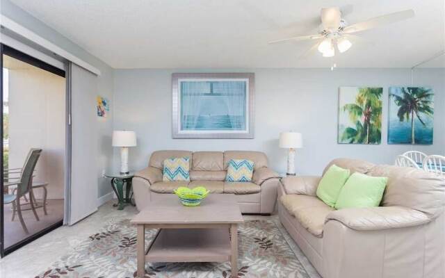Ocean Village Club O14