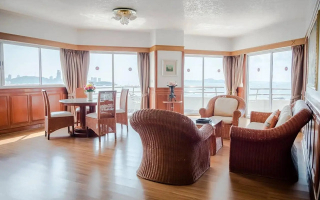 Markland Seaside Pattaya
