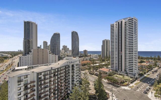 Sierra Grand Broadbeach  Q Stay