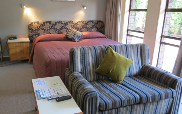 Beetham Park Motel