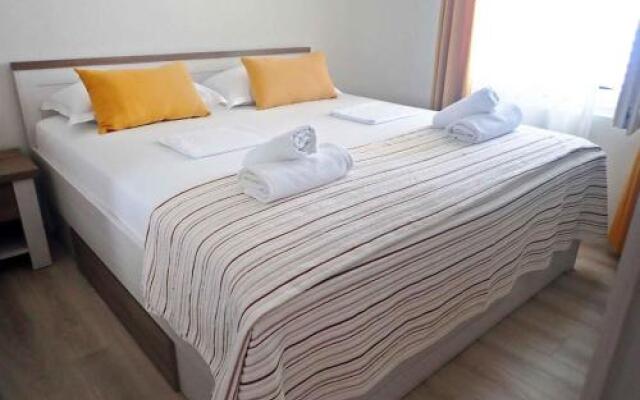 Apartment In Baric Draga