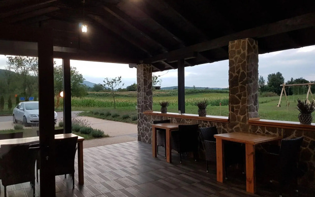 Villa Stone
