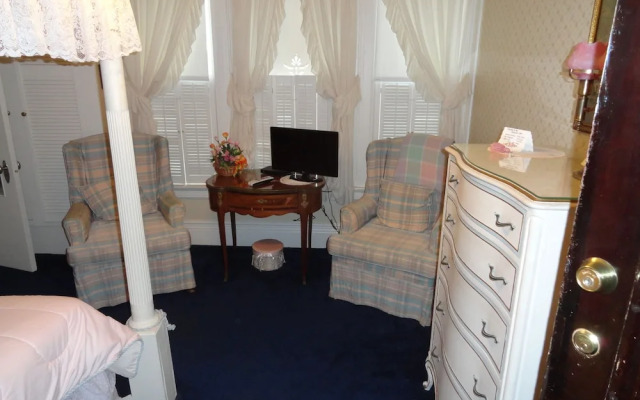 Victorian Inn B&B